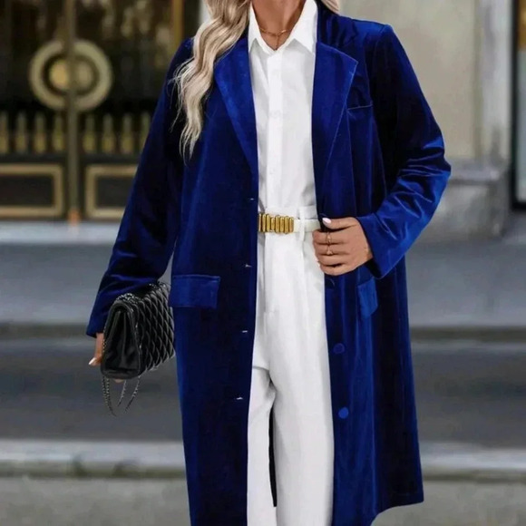 Women's Solid Color Lapel Collar Long Sleeve Elegant Velvet Long Jacket - Picture 1 of 6